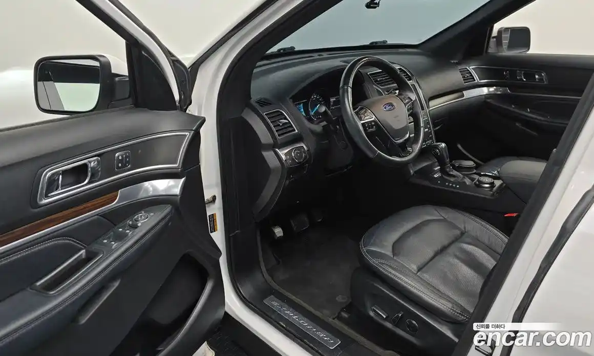 Ford Explorer 2018 2.3 гидро в Москве № 273395, фото 11