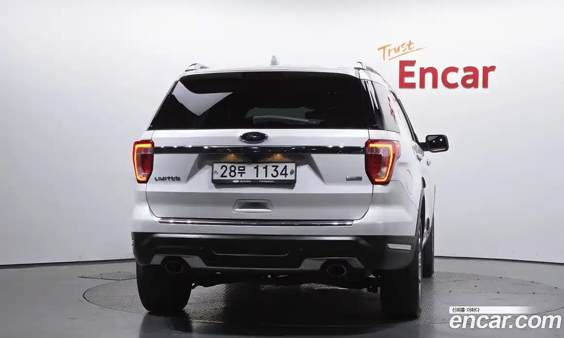Ford Explorer 2018 2.3 гидро в Москве № 273395, фото 4
