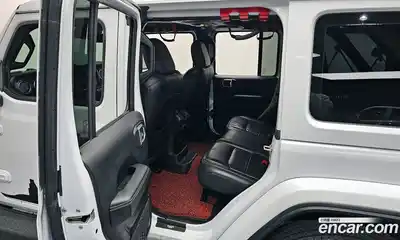 Jeep Wrangler 2019 2.0 гидро в Москве № 278707, миниатюра 11