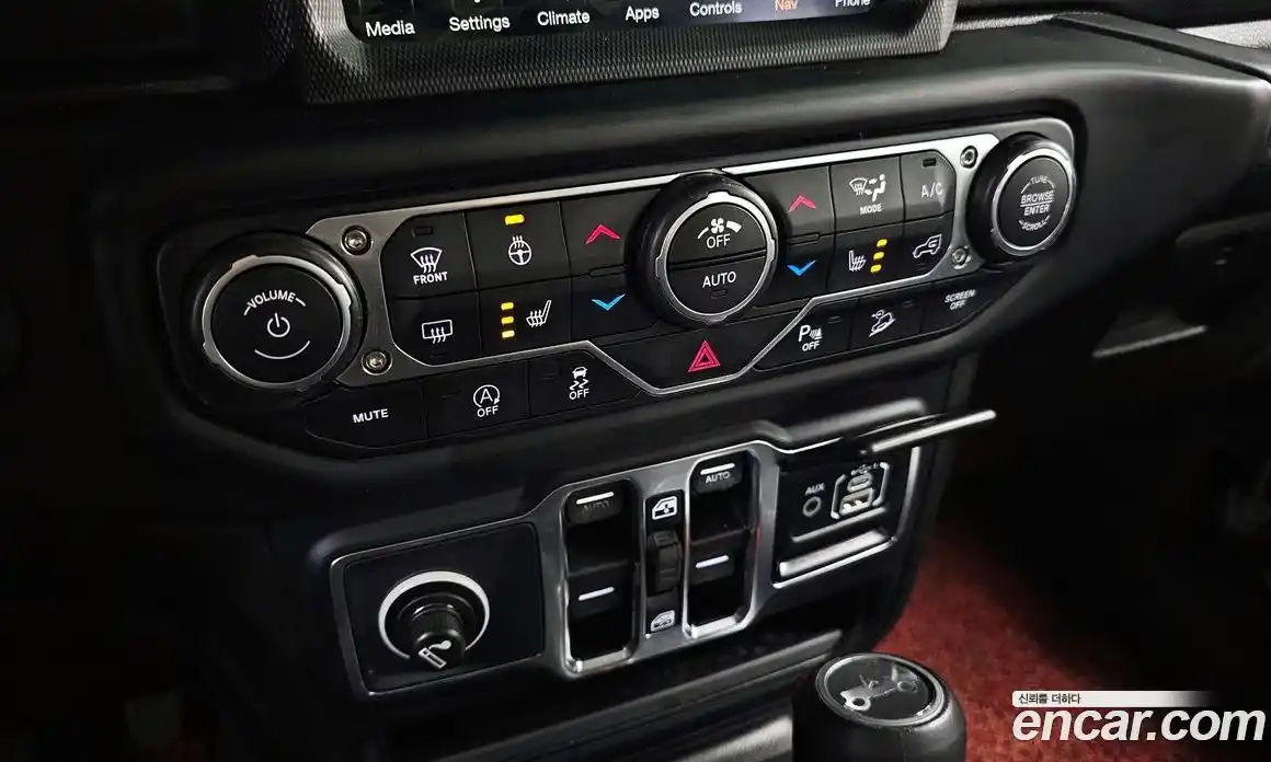 Jeep Wrangler 2019 2.0 гидро в Москве № 278707, фото 17