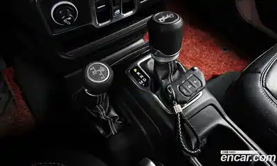 Jeep Wrangler 2019 2.0 гидро в Москве № 278707, миниатюра 9