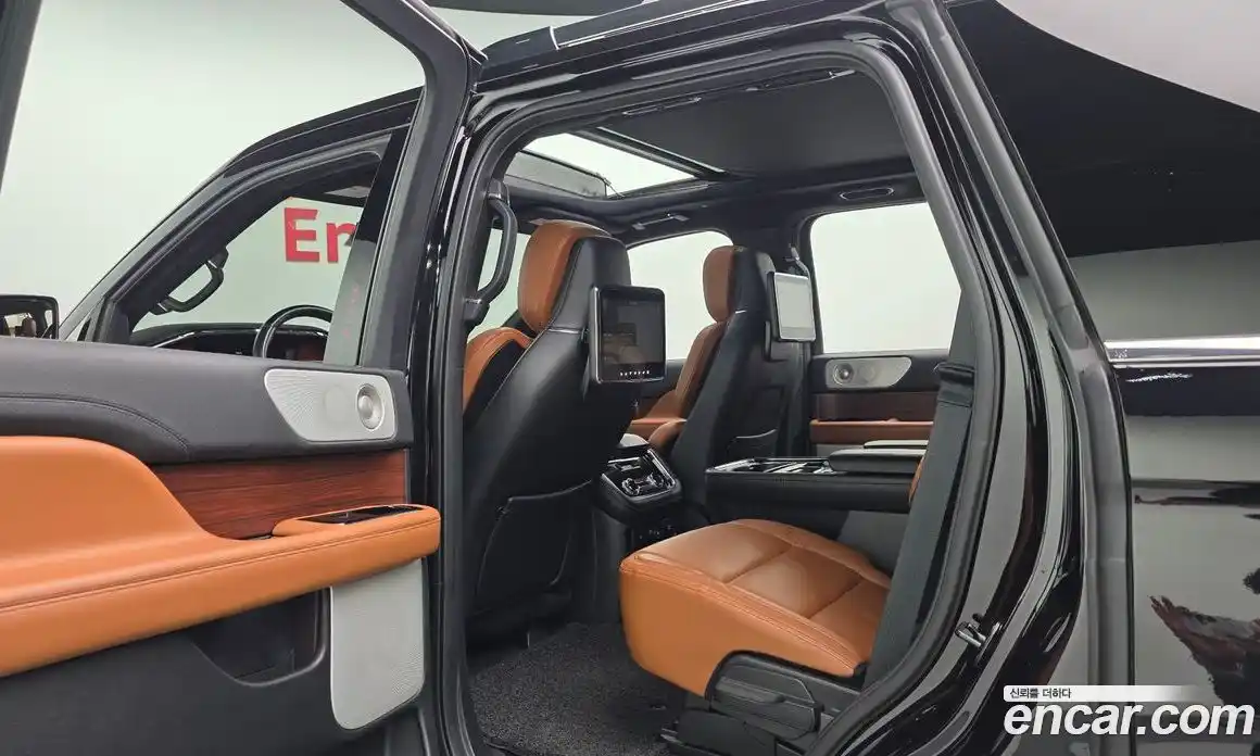 Lincoln Navigator 2021 3.5 гидро в Москве № 282509, фото 17