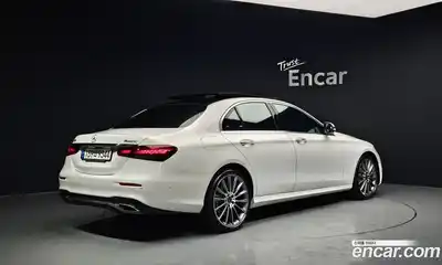 Mercedes-Benz E-Class 2022 2.0 гидро в Москве № 286675, миниатюра 2