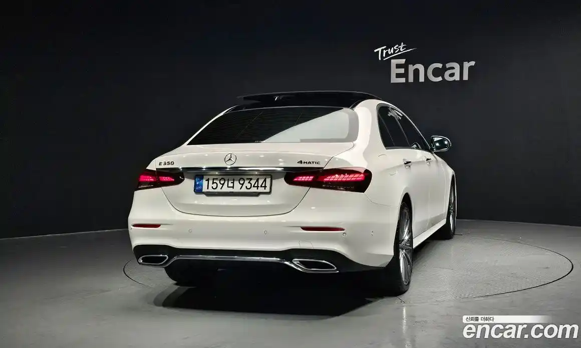 Mercedes-Benz E-Class 2022 2.0 гидро в Москве № 286675, фото 4
