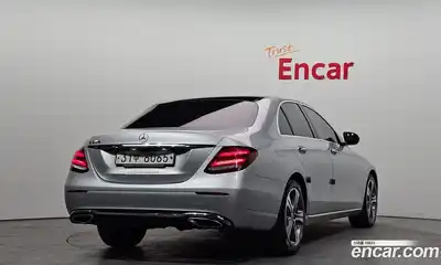 Mercedes-Benz E-Class 2019 2.0 гидро в Москве № 292168, миниатюра 2