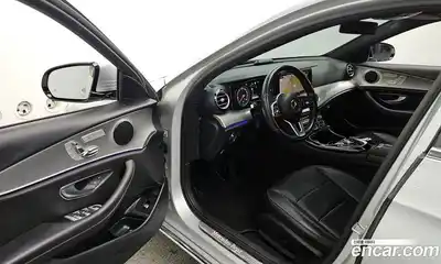 Mercedes-Benz E-Class 2019 2.0 гидро в Москве № 292168, миниатюра 10