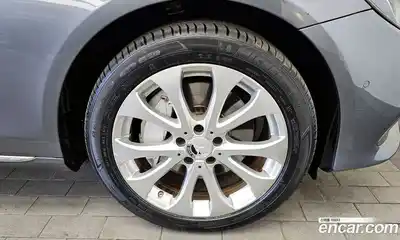 Mercedes-Benz E-Class 2018 2.0 гидро, миниатюра 5