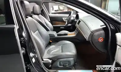 Jaguar XF 2015 2.2 гидро в Москве № 335775, миниатюра 11