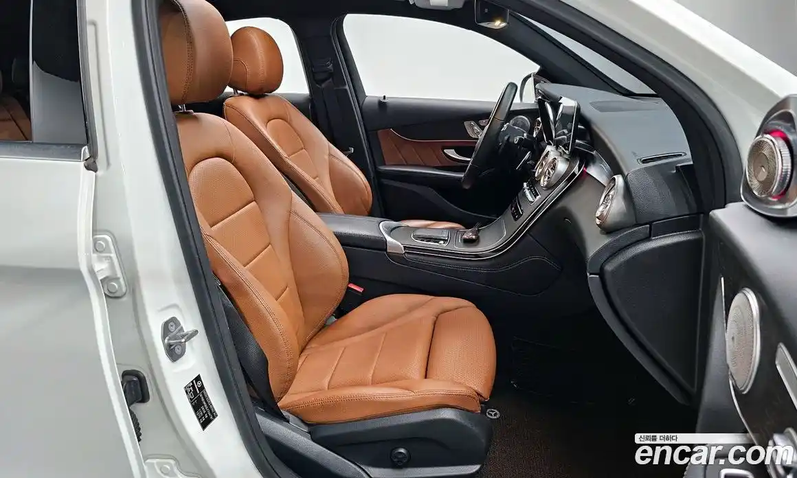 Mercedes-Benz GLC-Class 2020 2.0 гидро в Москве № 342389, фото 10