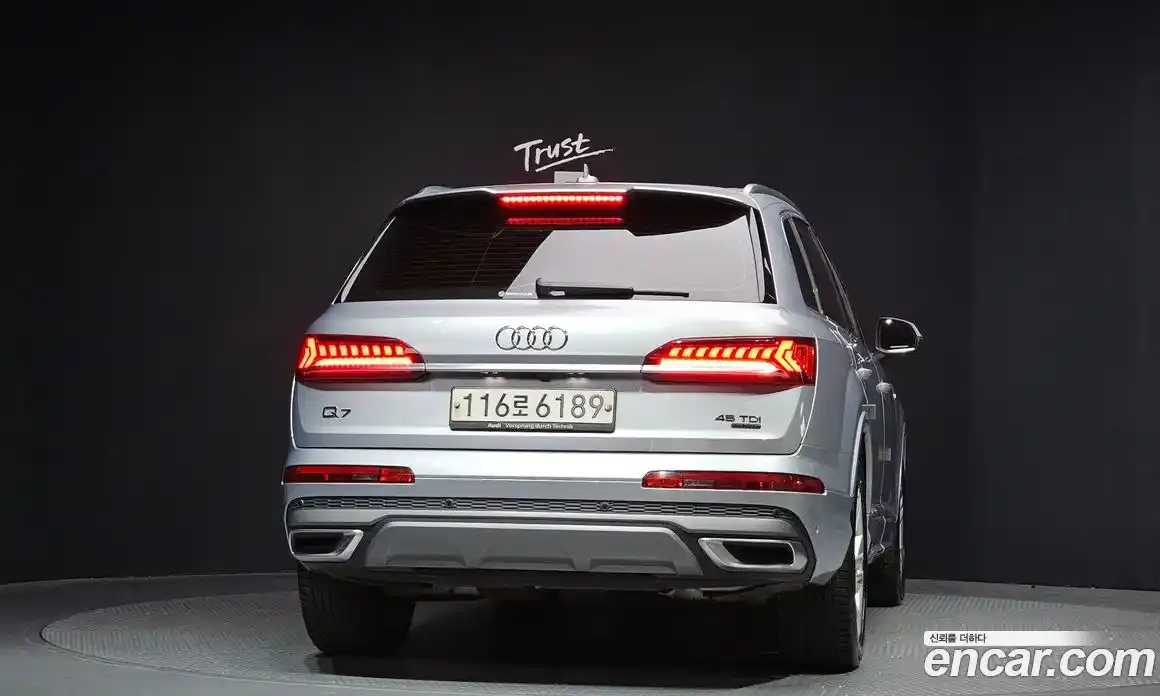Audi Q7 2020 3.0 гидро в Москве № 343568, фото 4