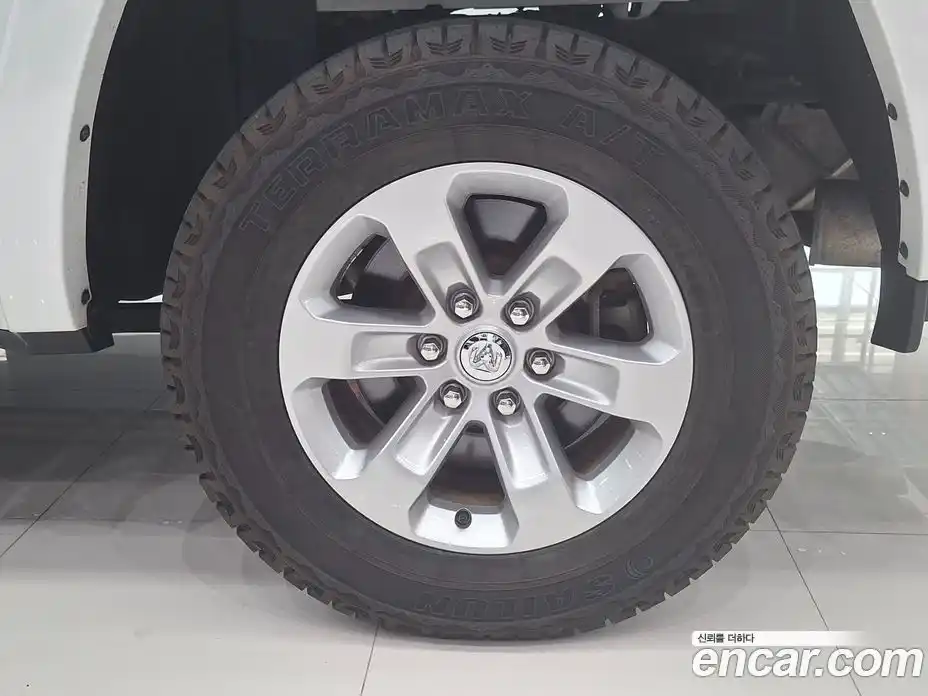 Dodge Ram Pick Up 2019 5.7 гидро в Москве № 362356, фото 19