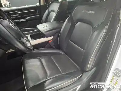Dodge Ram Pick Up 2019 5.7 гидро в Москве № 362356, миниатюра 10