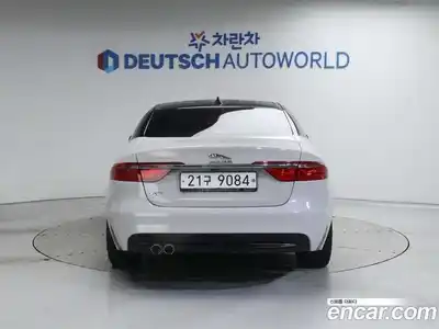 Jaguar XF 2017 2.0 гидро в Москве № 386434, миниатюра 4