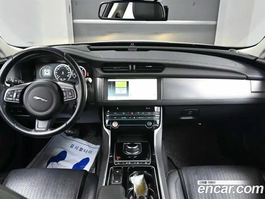 Jaguar XF 2017 2.0 гидро в Москве № 386434, фото 7