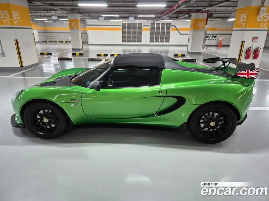 Lotus Elise 2019 1.8 механика в Москве № 394967, фото 6