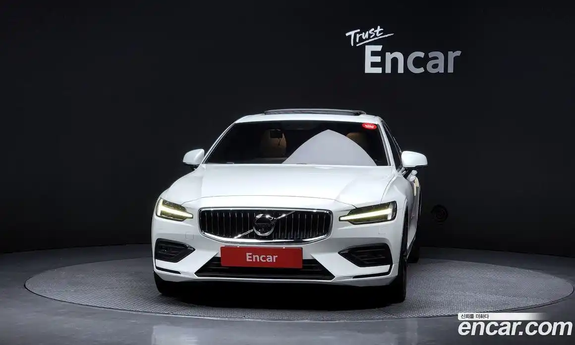 Volvo S60 2019 2.0 гидро в Москве № 429911, фото 3