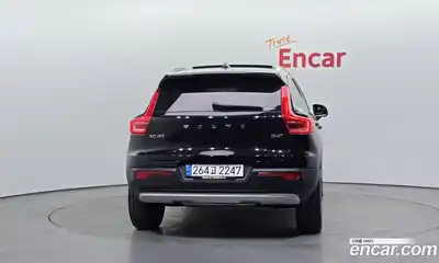 Volvo XC40 2021 2.0 гидро в Москве № 469823, миниатюра 4