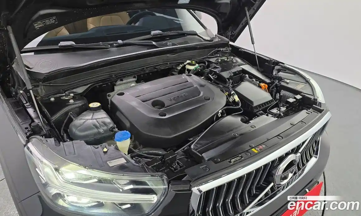 Volvo XC40 2021 2.0 гидро в Москве № 469823, фото 6