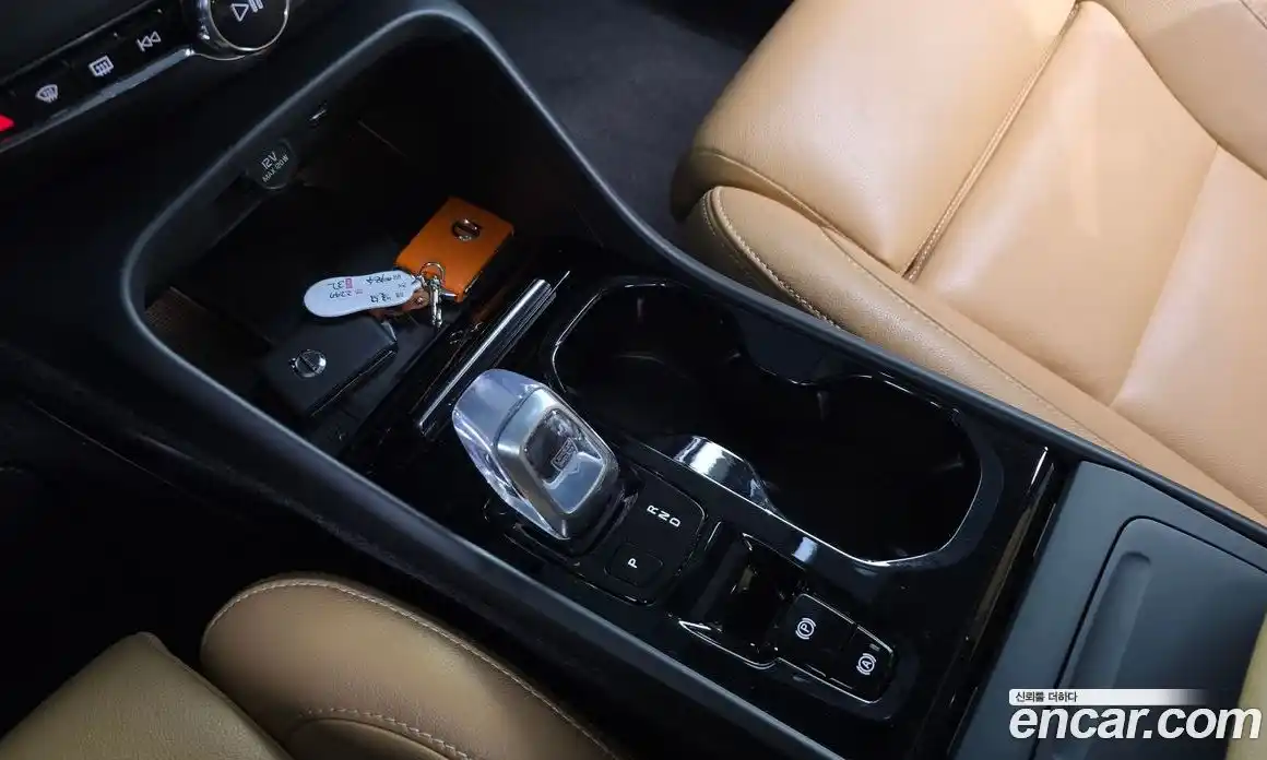 Volvo XC40 2021 2.0 гидро в Москве № 469823, фото 9