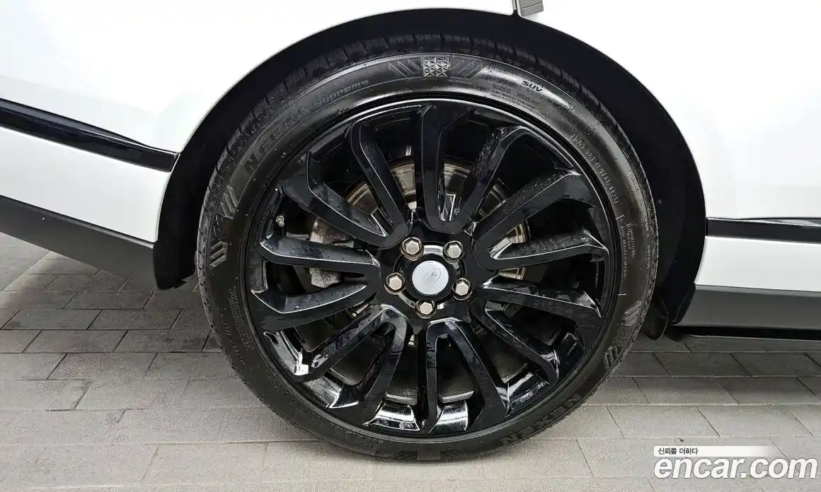 Land Rover Range-Rover 2016 4.4 гидро в Москве № 498997, фото 5