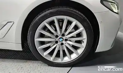 BMW 5-Series 2023 2.0 гидро в Москве № 527769, миниатюра 5