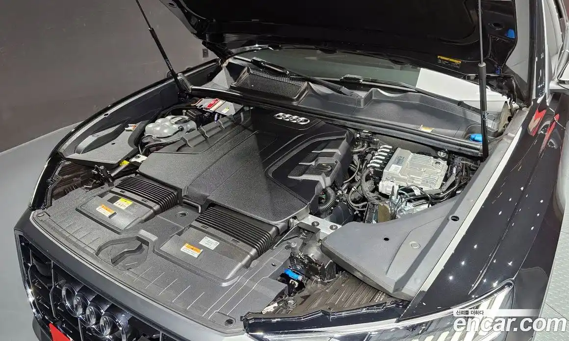 Audi Q8 2022 3.0 гидро в Москве № 544615, фото 6