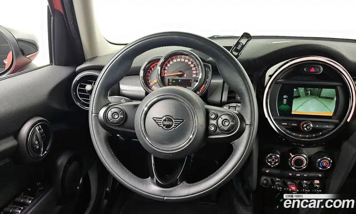 Mini Cooper 2021 1.5 гидро в Москве, фото 15