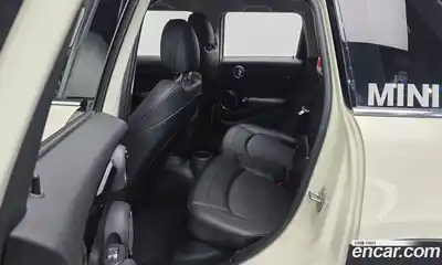 Mini Cooper 2017 2.0 гидро в Москве № 724889, миниатюра 11