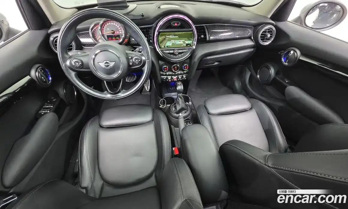 Mini Cooper 2017 2.0 гидро в Москве № 724889, фото 7