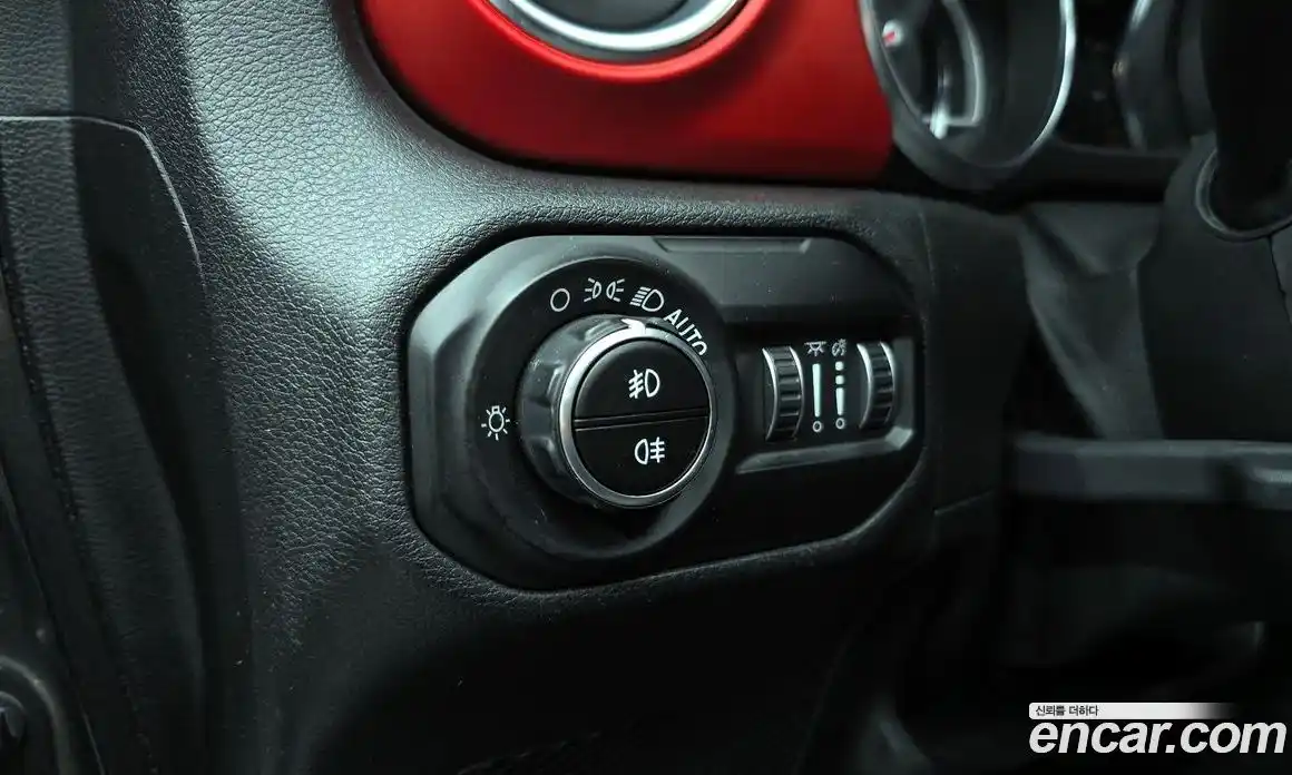 Jeep Wrangler 2020 2.0 гидро в Москве № 725235, фото 18
