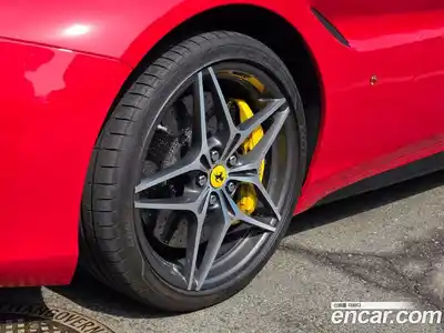 Ferrari California 2016 3.9 гидро в Москве № 759753, миниатюра 3