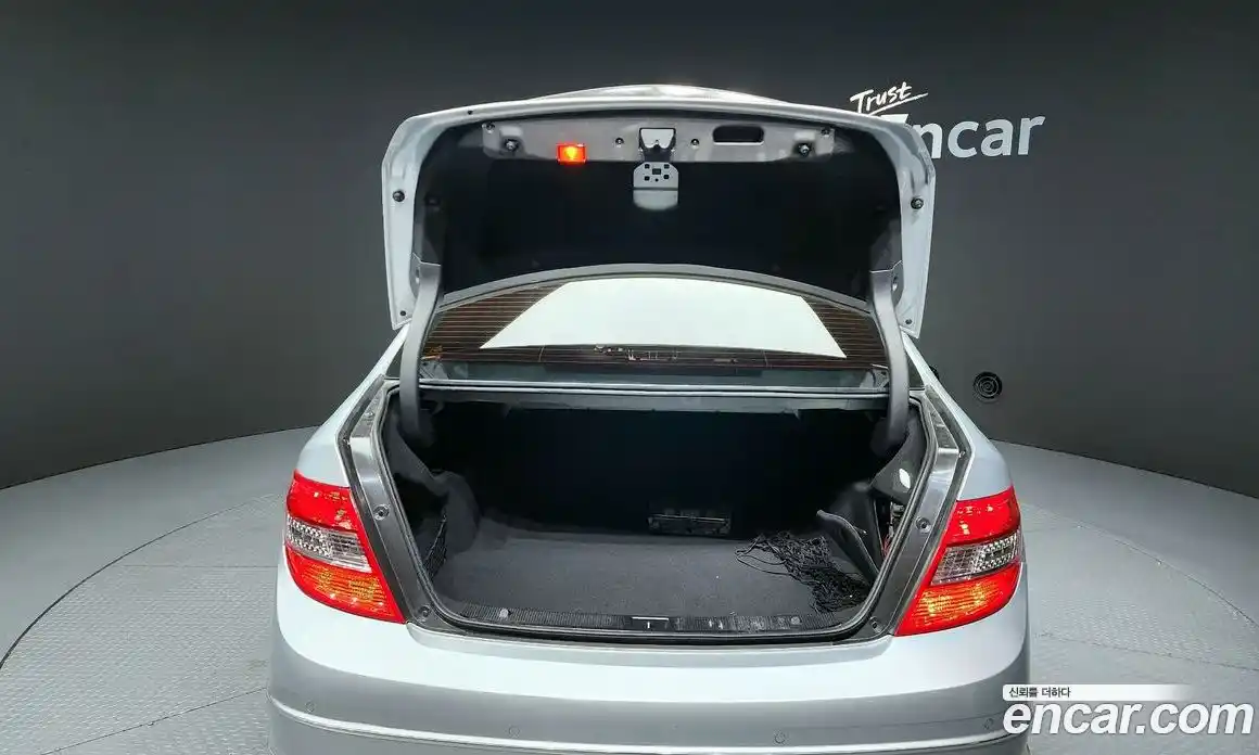 Mercedes-Benz C-Class 2009 1.8 гидро в Москве № 822855, фото 20