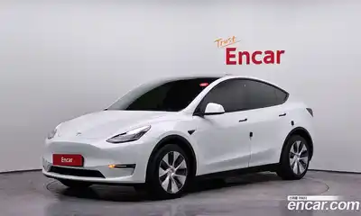 Tesla Model Y, 2022