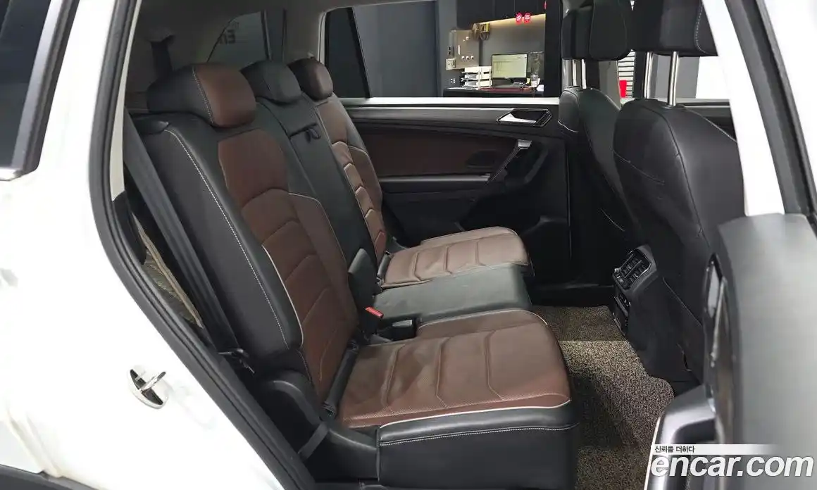 Volkswagen Tiguan 2022 2.0 гидро в Москве № 826155, фото 12