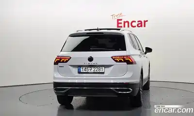 Volkswagen Tiguan 2022 2.0 гидро в Москве № 826155, миниатюра 4