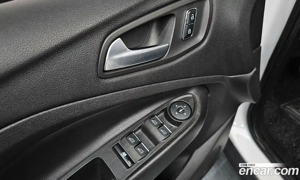 Ford Escape 2014 2.0 гидро в Москве № 827126, фото 16