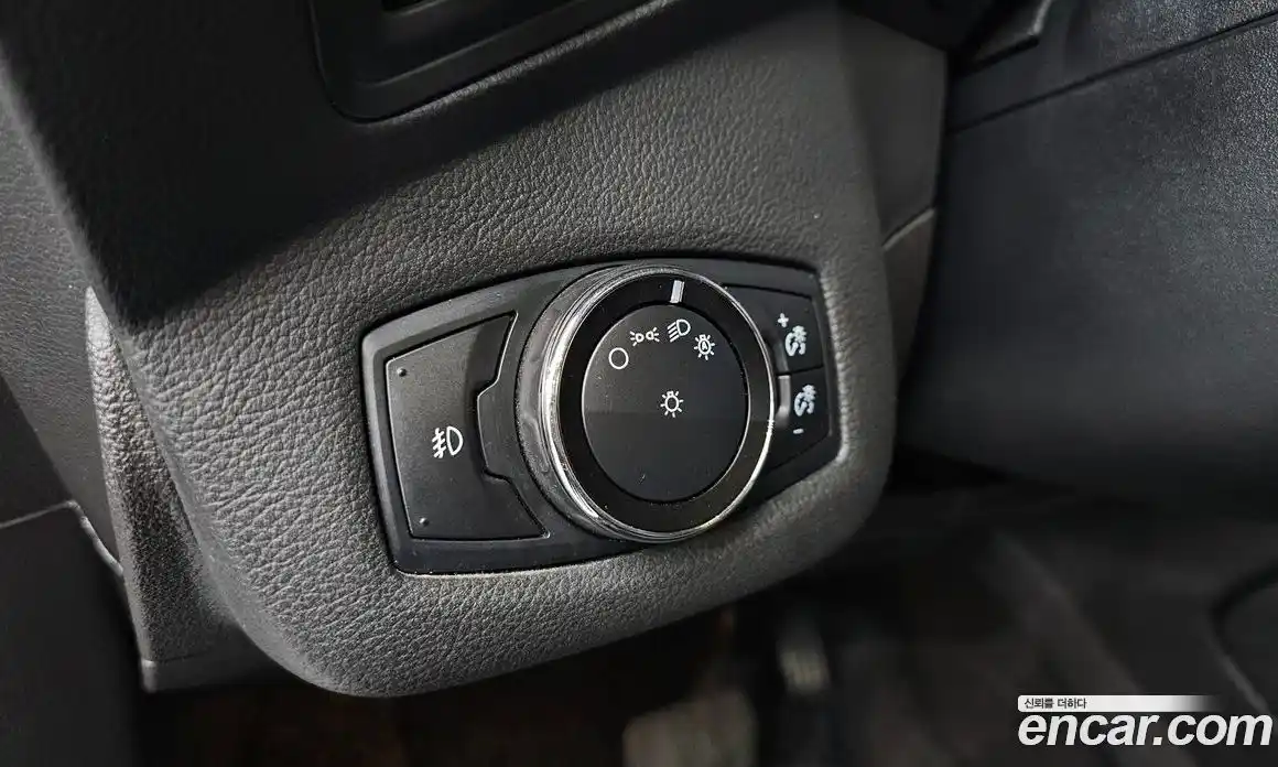 Ford Escape 2014 2.0 гидро в Москве № 827126, фото 17
