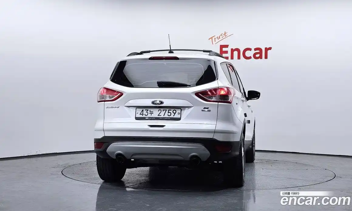 Ford Escape 2014 2.0 гидро в Москве № 827126, фото 4