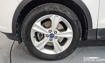 Ford Escape 2014 2.0 гидро в Москве № 827126, миниатюра 5