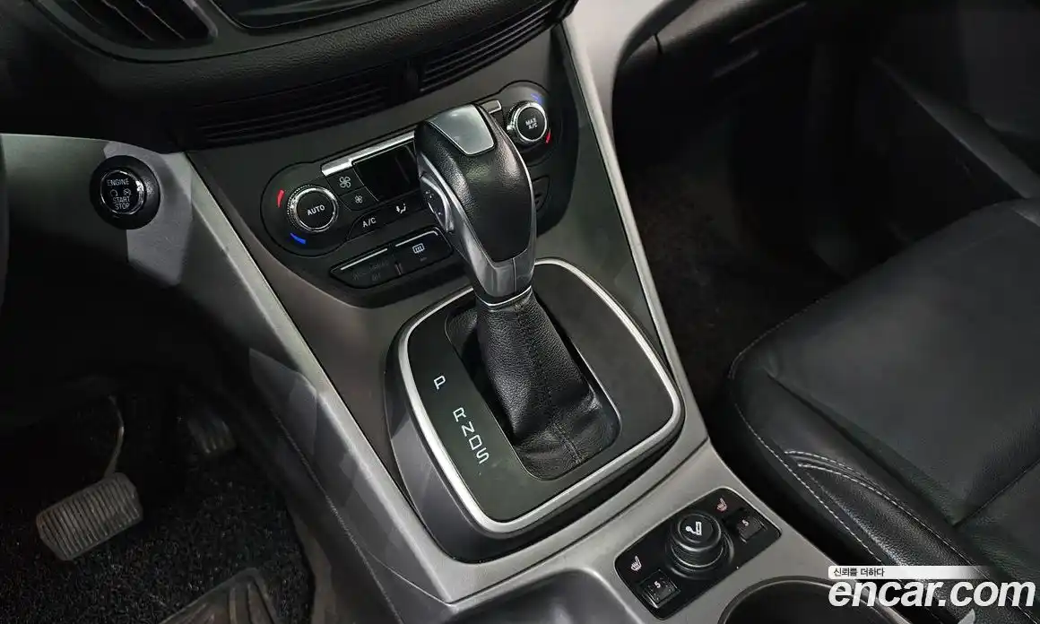 Ford Escape 2014 2.0 гидро в Москве № 827126, фото 9