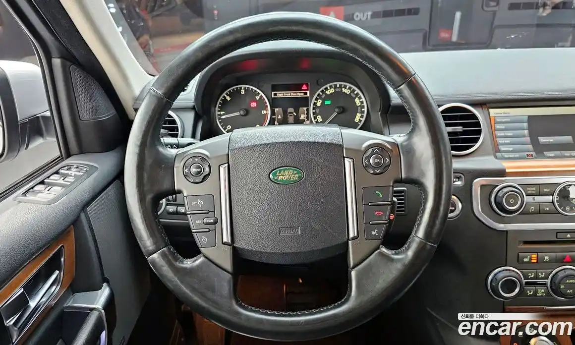 Land Rover Discovery 2010 3.0 гидро в Москве № 895056, фото 13