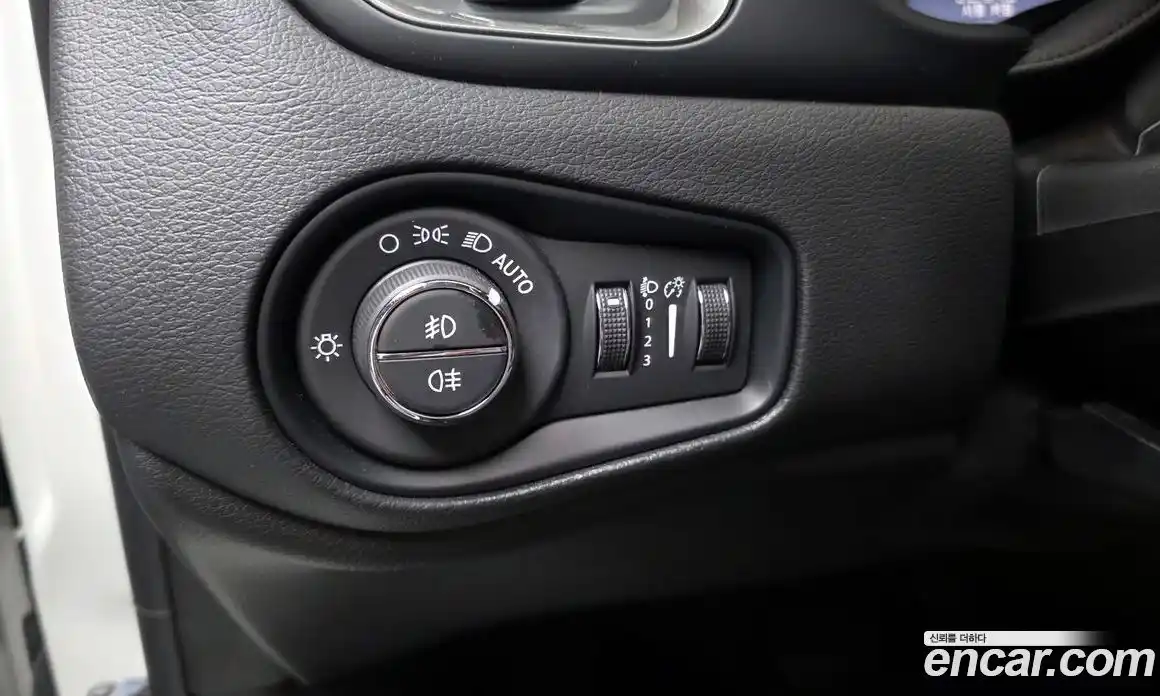 Jeep Renegade 2023 1.3 гидро в Москве № 896423, фото 19