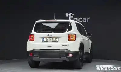 Jeep Renegade 2023 1.3 гидро в Москве № 896423, миниатюра 4