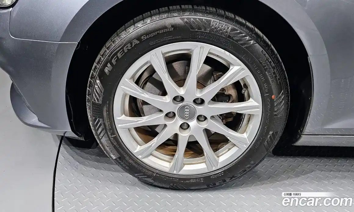 Audi A4 2019 2.0 гидро в Москве № 970537, фото 5