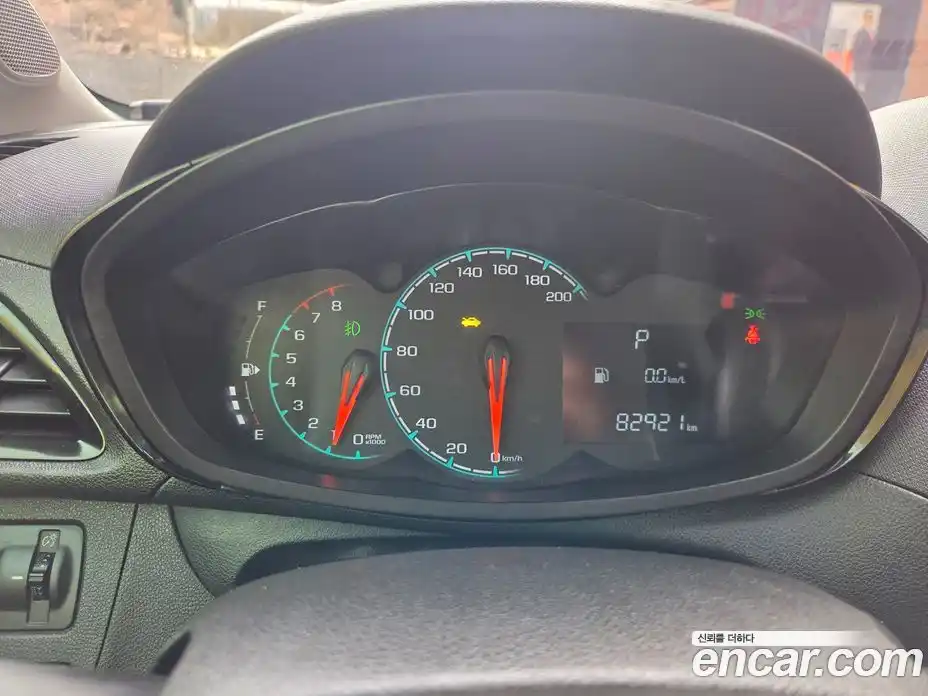 Chevrolet Spark 2016 1.0 Автомат в Москве № 975178, фото 13