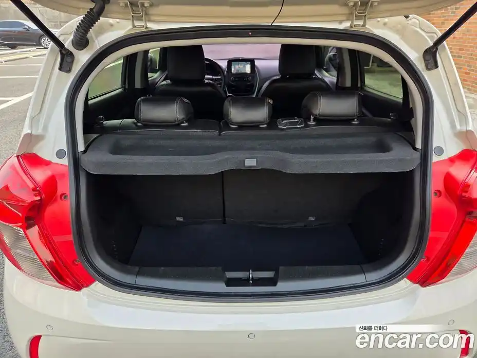 Chevrolet Spark 2016 1.0 Автомат в Москве № 975178, фото 19