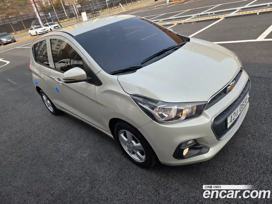 Chevrolet Spark 2016 1.0 Автомат в Москве № 975178, фото 3
