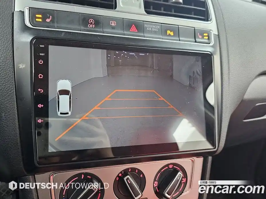 Volkswagen Polo 2015 1.4 гидро в Москве № 976165, фото 15