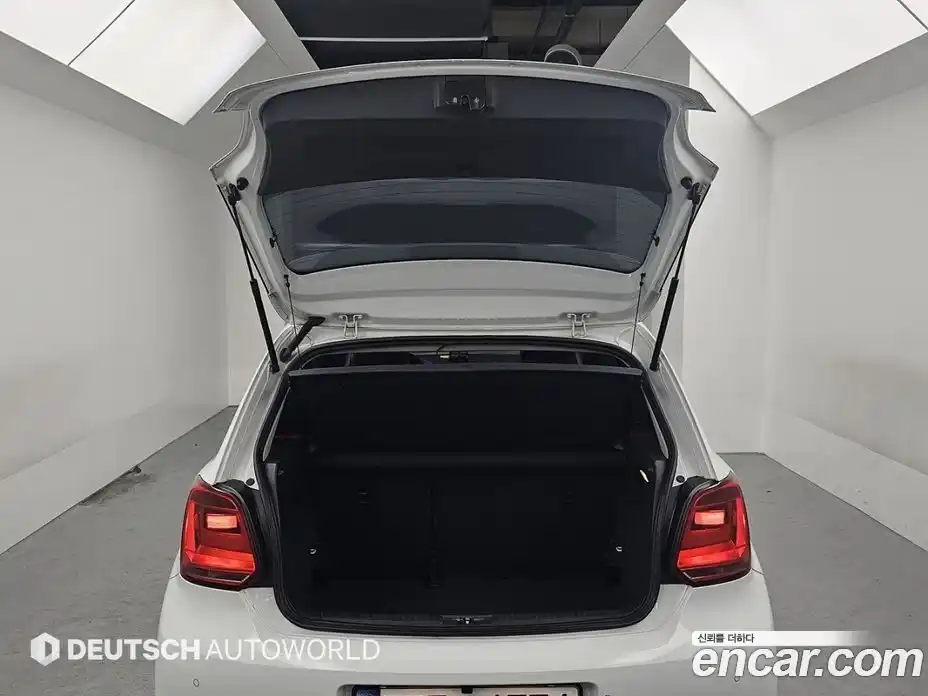 Volkswagen Polo 2015 1.4 гидро в Москве № 976165, фото 20