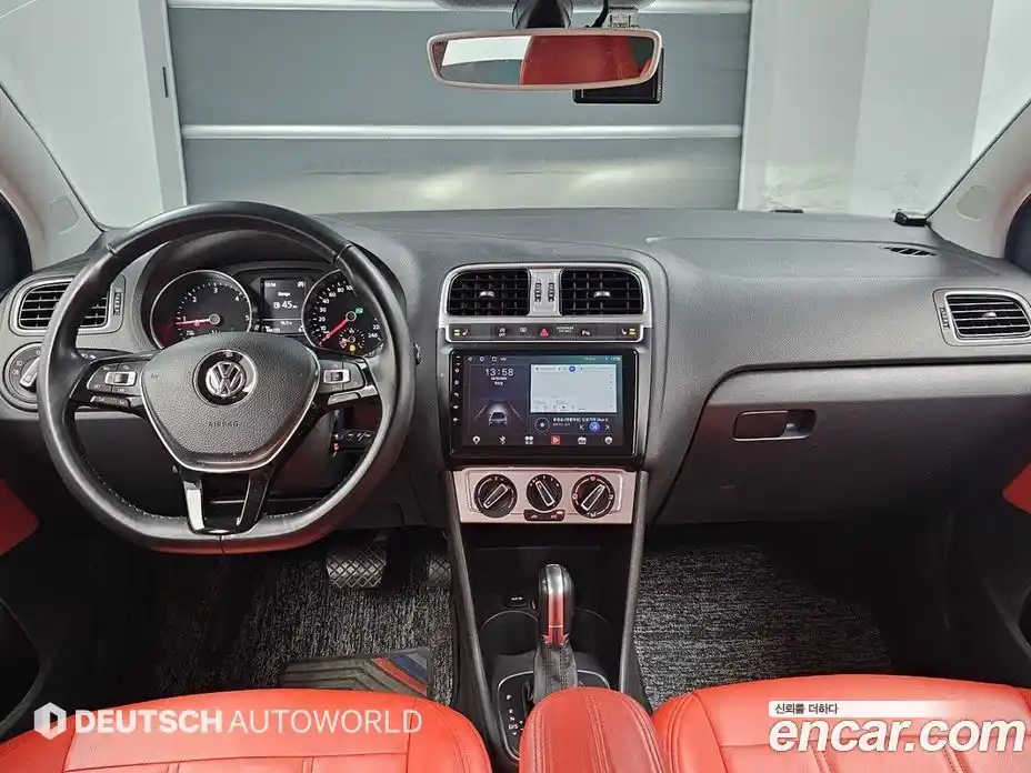 Volkswagen Polo 2015 1.4 гидро в Москве № 976165, фото 7